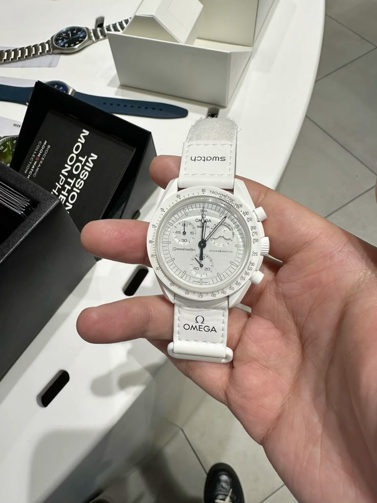 🌕 Bioceramic MoonSwatch – La Fusión Perfecta entre Innovación y Estilo (Modelo Genérico)